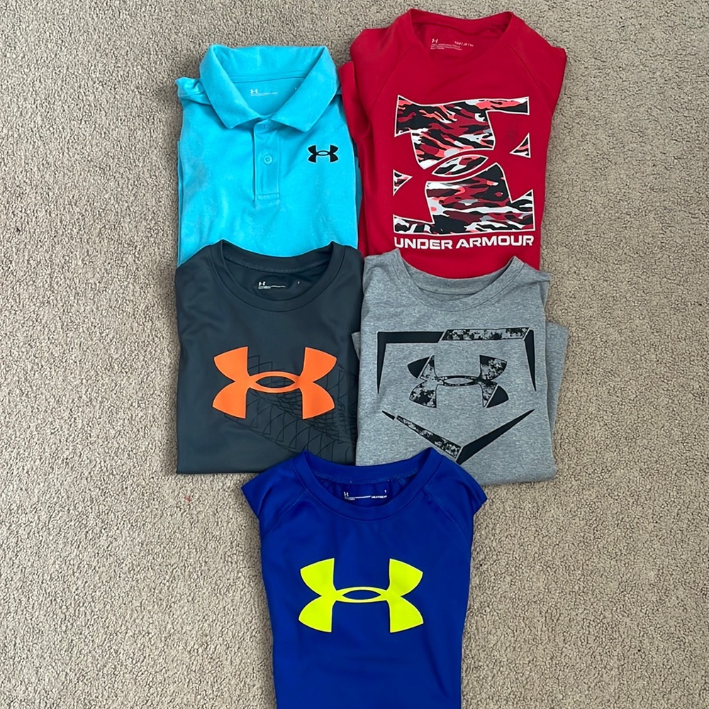 5 Under Armour tees (1 a polo)